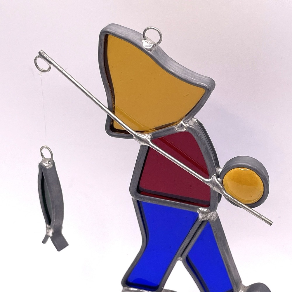 Vintage Stained Glass‎ Suncatcher Fisherman Boy with Fishing Pole Cabin Decor 5" - Picture 4 of 8